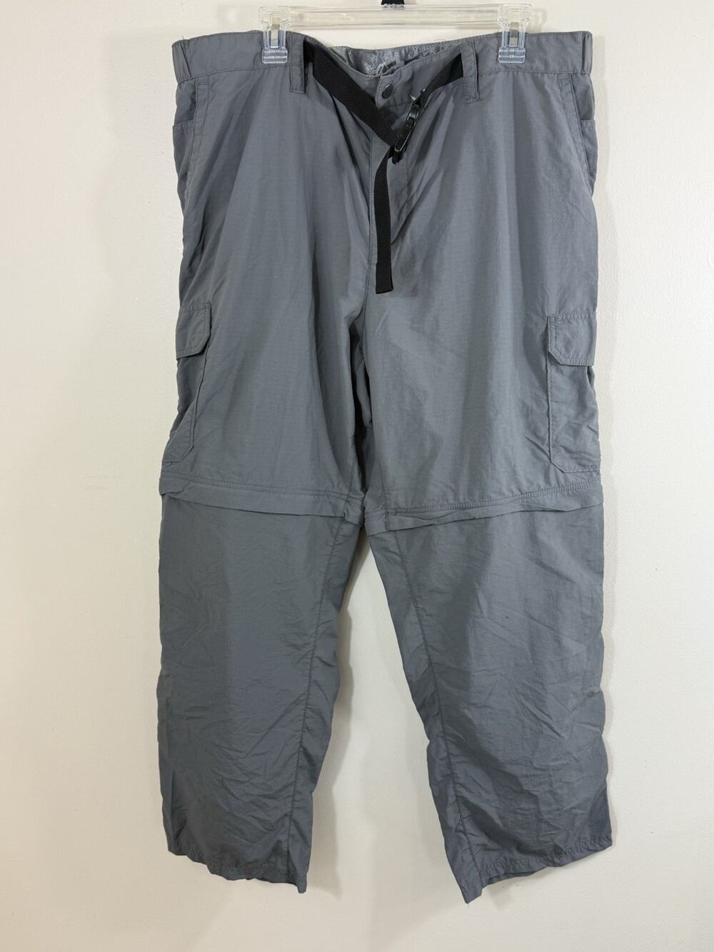 Croft & Barrow Zip Off Hiking Pants Men Size 42x32 Gray Convertible Cargo